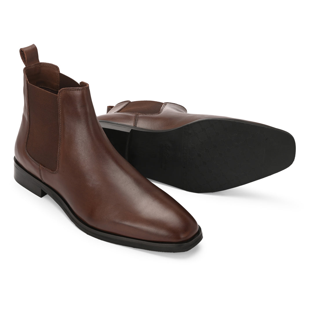 Comfortable Brown Crust Leather Chelsea Boots for Men