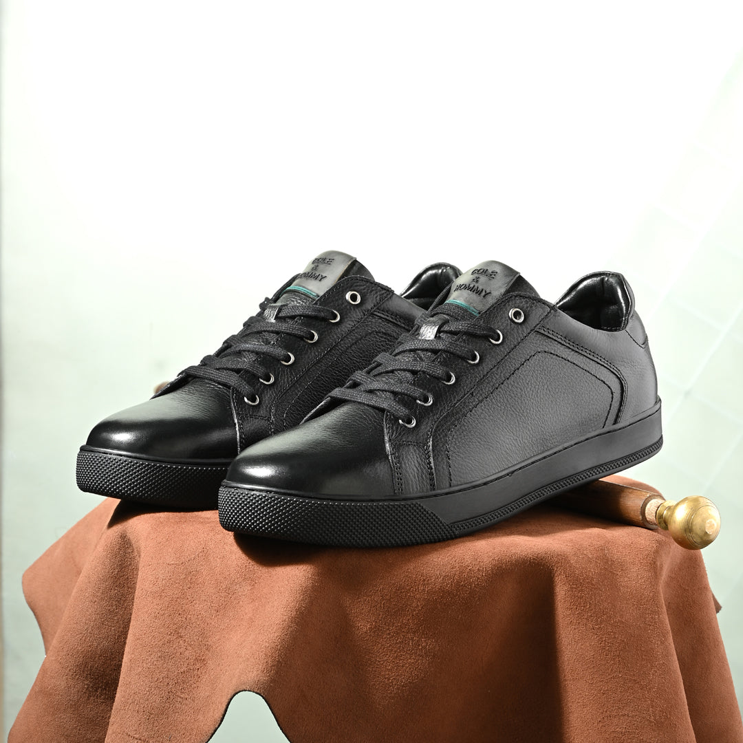 Men's Black Leather Casual Sneakers with Lace-Up Design